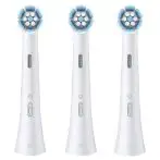 Oral-B Testine di Ricambio iO Gentle Care, testine rotonde originali, setole angolate per una rimozione più profonda della placca, testina più morbida, adatte a gengive sensibili, 3