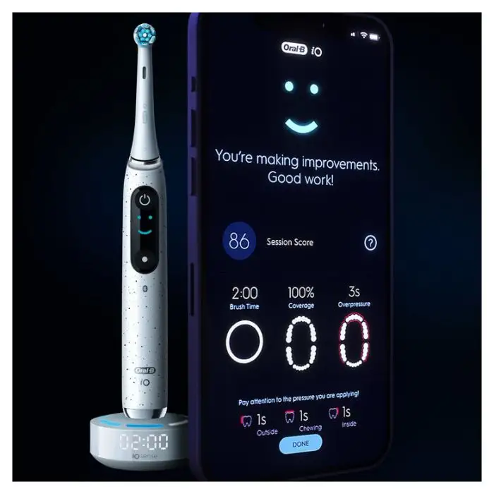 Oral-B iO Spazzolino Elettrico Ricaricabile 10 Bianco,1 Testina, 1 Custodia Da Viaggio ricaricabile, 1 Caricatore Sense , 143672 , Immagine 5
