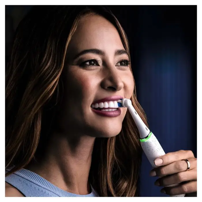 ORAL B iO Spazzolino elettrico ORAL B iO iO 9S Ricondizionato