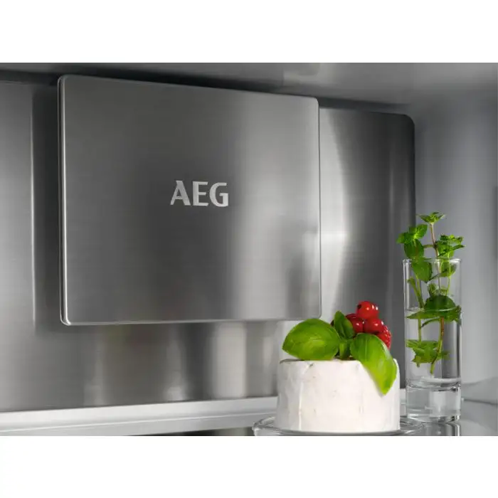 AEG TSC8M181DS Frigorifero con Congelatore Da incasso 249 L D Bianco , 147680 , Immagine 5
