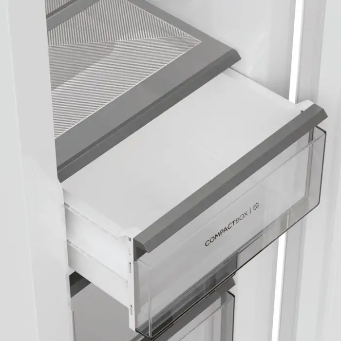 Haier INSTASWITCH H4F272WEH1 Congelatore Verticale a Libera Installazione 272 L E Bianco , 153865 , Immagine 9