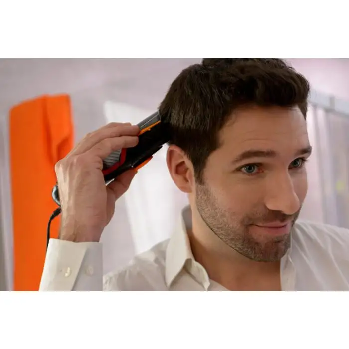 Rowenta TN9300 Airforce Ultimate, Tagliacapelli, Sistema di Aspirazione Integrato che Cattura il 99% dei capelli, 17 Lunghezze di Taglio, Tagliacapelli 3 in 1, Nero e Arancione , 125370 , Immagine 4