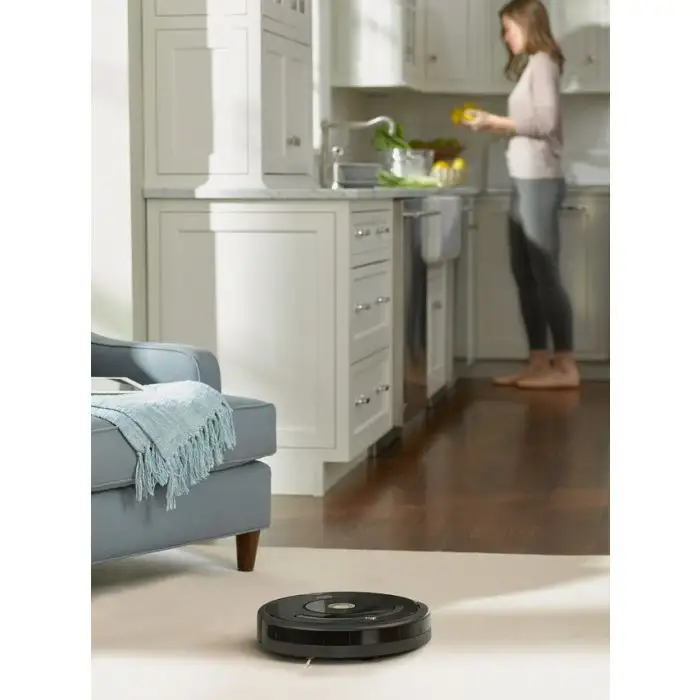 iRobot Roomba 676 aspirapolvere robot 0,6 L Senza sacchetto Nero , 118034 , Immagine 2