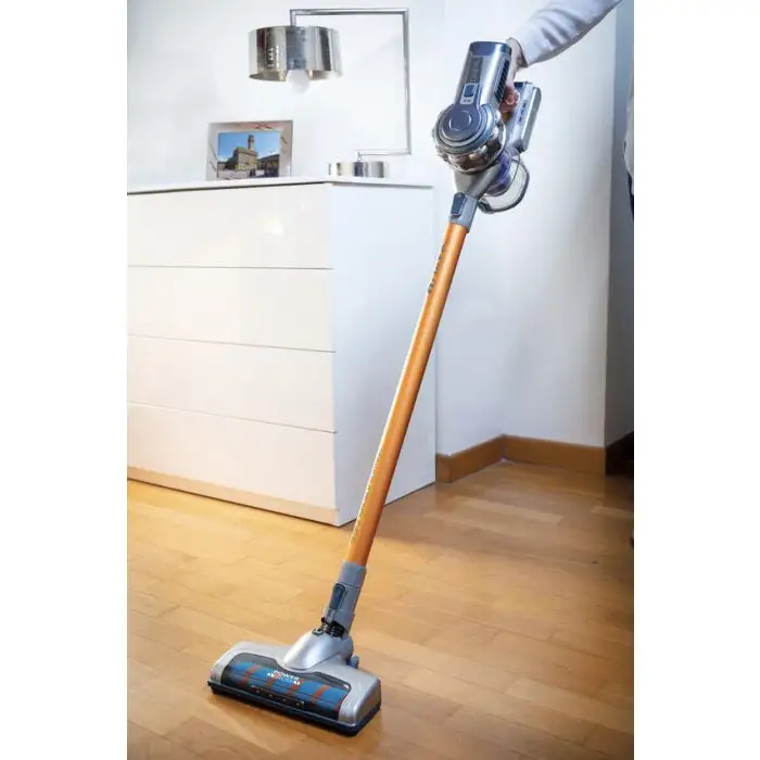 Ariete 22V Lithium 2724, Scopa Elettrica Cordless e Aspirabriciole con Motore Digitale, Alluminio, Arancio, 200 W , 149391 , Immagine 4