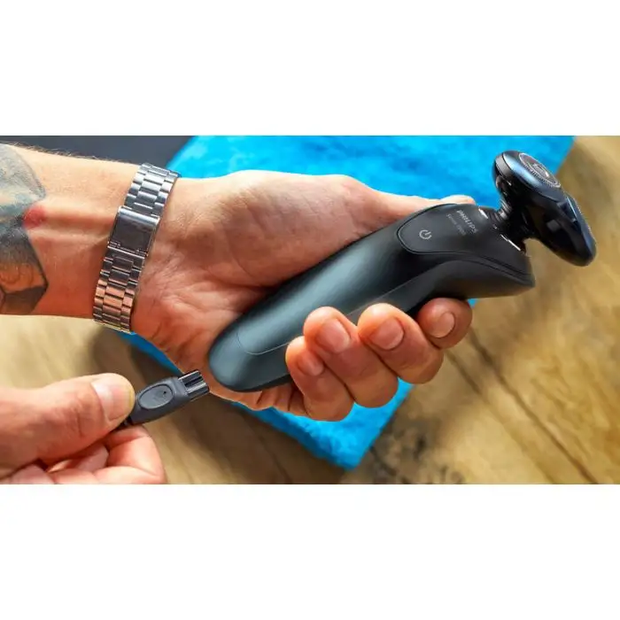 Philips SHAVER Series 7000 Rasoio elettrico Wet &amp; Dry con sistema SkinGlide , 122990 , Immagine 9