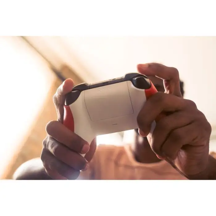 Microsoft Pulse Red Rosso Bluetooth/USB Gamepad Analogico/Digitale Xbox, Xbox One, Xbox Series S, Xbox Series X , 144348 , Immagine 17