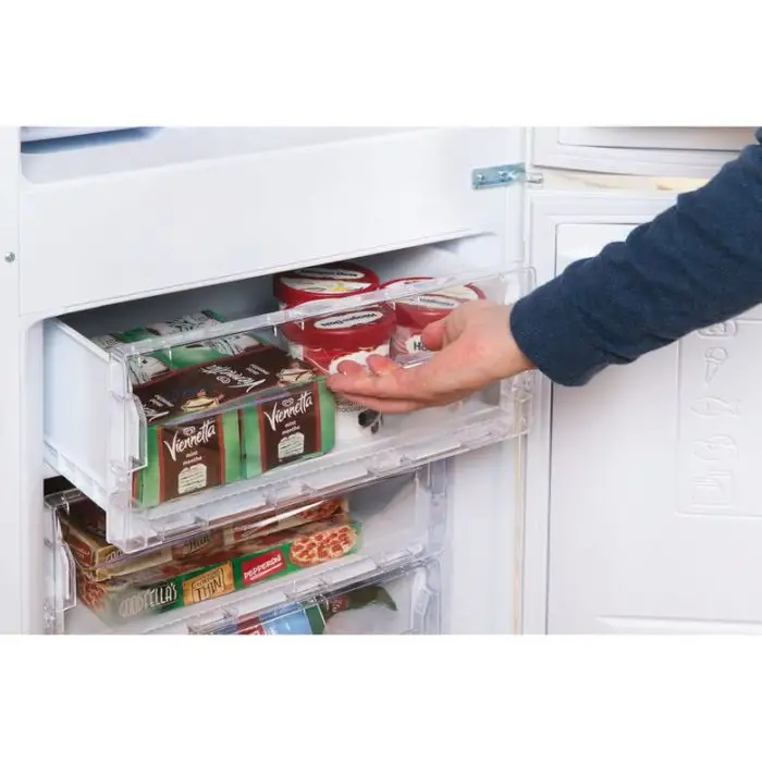 Indesit CAA 55 1 frigorifero con congelatore Libera installazione 254 L F Bianco , 58430 , Immagine 4