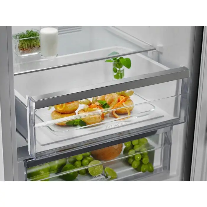Electrolux LNT7MD32X2 frigorifero con congelatore Libera installazione 331 L D Acciaio inossidabile , 137048 , Immagine 6