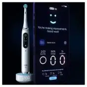 Oral-B iO Spazzolino Elettrico Ricaricabile 10 Bianco,1 Testina, 1 Custodia Da Viaggio ricaricabile, 1 Caricatore Sense