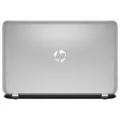 HP Pavilion 15-n233sl Computer portatile 39,6 cm (15.6") HD Intel® Core™ i7 di quarta generazione 6 GB DDR3L-SDRAM 500 GB HDD NVIDIA® GeForce® GT 740M Windows 8.1 Argento