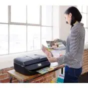 HP OfficeJet 4650 Getto termico d'inchiostro A4 4800 x 1200 DPI 9,5 ppm Wi-Fi