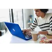 HP Pavilion 17-g103nl Computer portatile 43,9 cm (17.3") HD+ Intel® Core™ i5 della sesta generazione 8 GB DDR3L-SDRAM 1000 GB HDD NVIDIA® GeForce® 940M Windows 10 Home Argento
