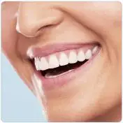 Oral-B PRO Spazzolino elettrico 670 Cross Action