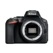 Nikon D5600 + AF-S DX 18-140mm G ED VR Kit fotocamere SLR 24,2 MP CMOS 6000 x 4000 Pixel Nero