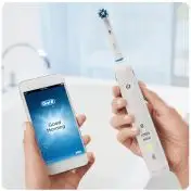 Oral-B Smart 4 4500N CrossAction Adulto Spazzolino rotante-oscillante Bianco