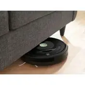 iRobot Roomba 676 aspirapolvere robot 0,6 L Senza sacchetto Nero