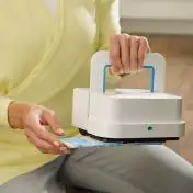 iRobot Braava jet 250 Aspirapolvere Robot Bianco