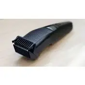 Philips Rifinitore per barba con impostazioni di precisione da 0,5 mm
