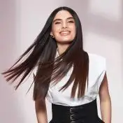 Bellissima Imetec XL ION, piastra lisciante per capelli, piastre larghe, ionizzatore, rivestimento ceramica e cheratina, 5 temperature da 150 a 230°C, riscaldamento rapido, cavo 1,8 m