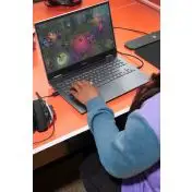 HP OMEN 15-en1040nl Computer portatile 39,6 cm (15.6") Full HD AMD Ryzen 7 16 GB DDR4-SDRAM 512 GB SSD NVIDIA GeForce RTX 3060 Wi-Fi 6 (802.11ax) Windows 10 Home Nero