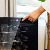 Cecotec GrandSommelier 24000 Cantinetta Vino Con Compressore Libera Installazione Nero 24 Bottiglie