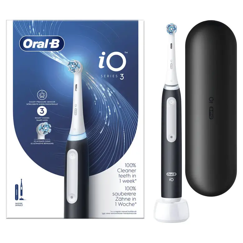 Image of Oral-B Spazzolino Elettrico iO 3 Nero, 1 Testina