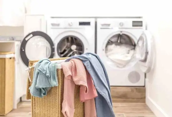 Come ridurre i consumi dell'asciugatrice e usarla in modo efficiente
