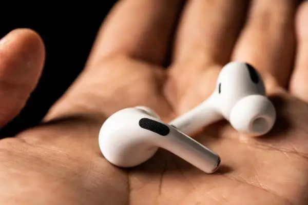 AirPods 3 vs AirPods Pro - Guida all'acquisto